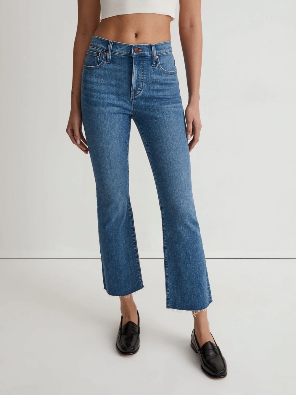 Madewell Mid Rise Kick Out Jeans Size 25 Petite Cropped Raw Hem